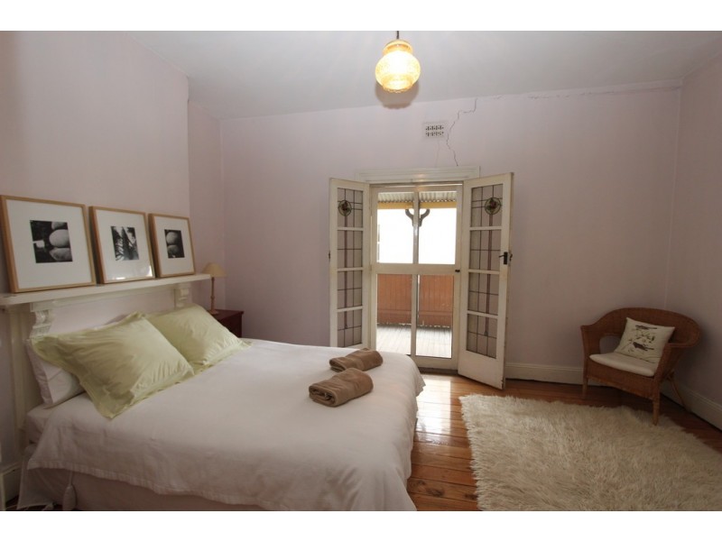 93 Stewart Street, Bathurst NSW 2795