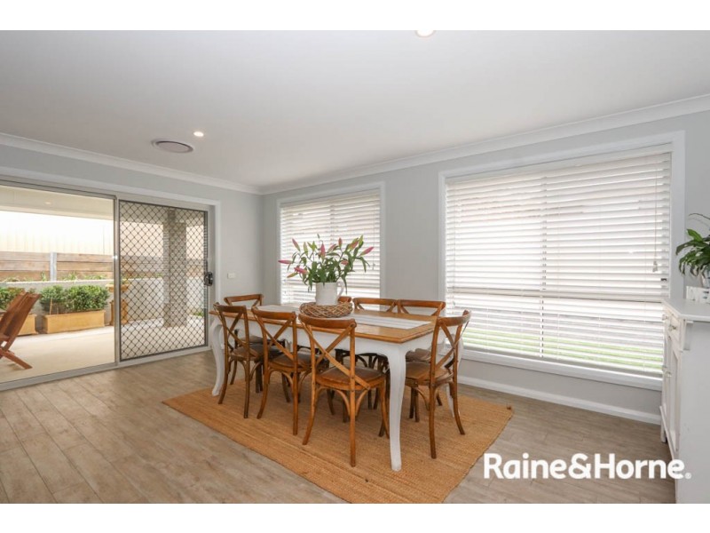 2a O’Farrell Place, Kelso NSW 2795