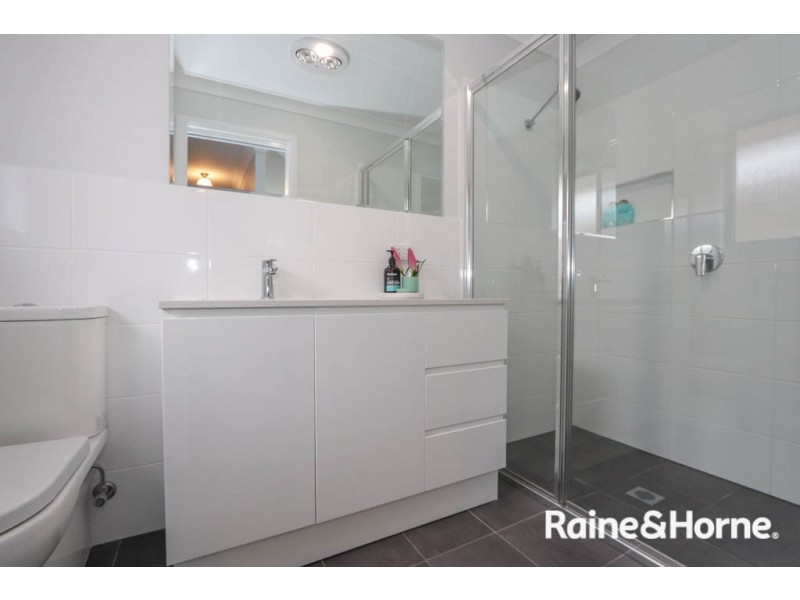 2a O’Farrell Place, Kelso NSW 2795