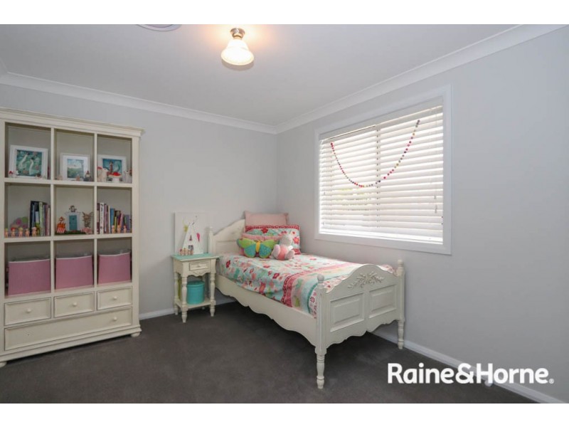 2a O’Farrell Place, Kelso NSW 2795