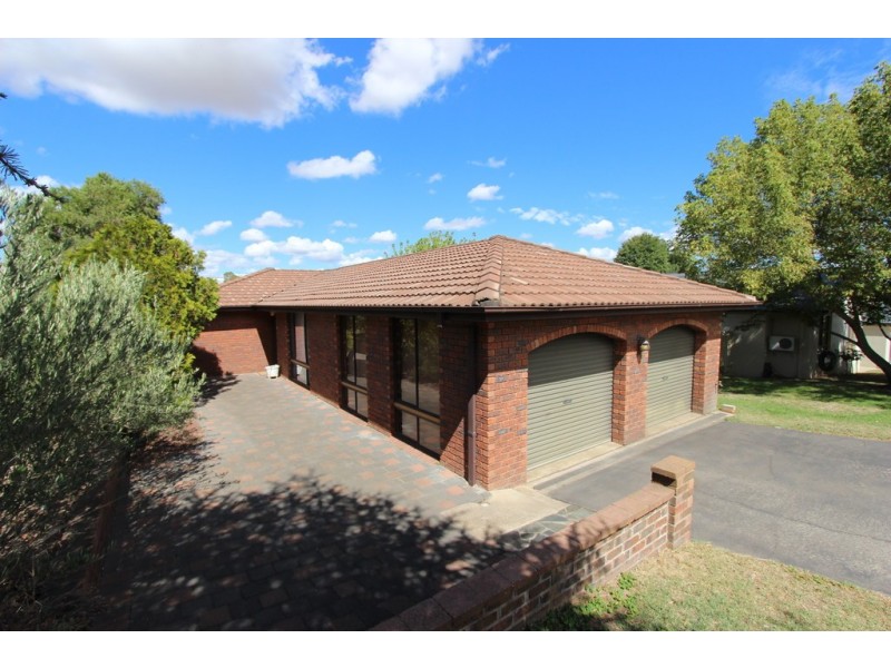 202 Suttor Street, Bathurst NSW 2795