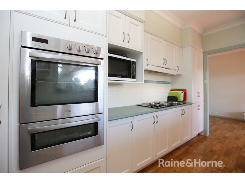 309 Keppel Street, Bathurst NSW 2795