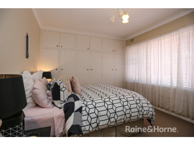 309 Keppel Street, Bathurst NSW 2795