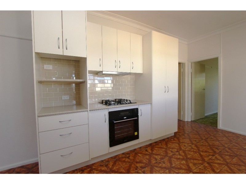 90 Morrissett Street, Bathurst NSW 2795