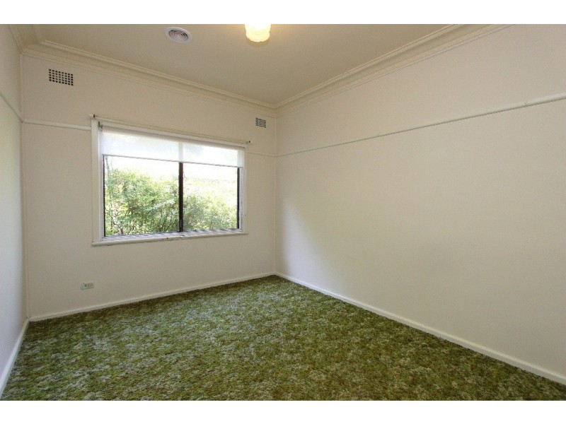 90 Morrissett Street, Bathurst NSW 2795