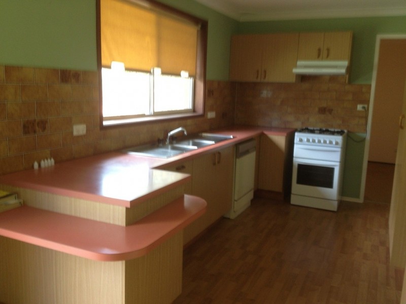 198 Suttor Street, Windradyne NSW 2795