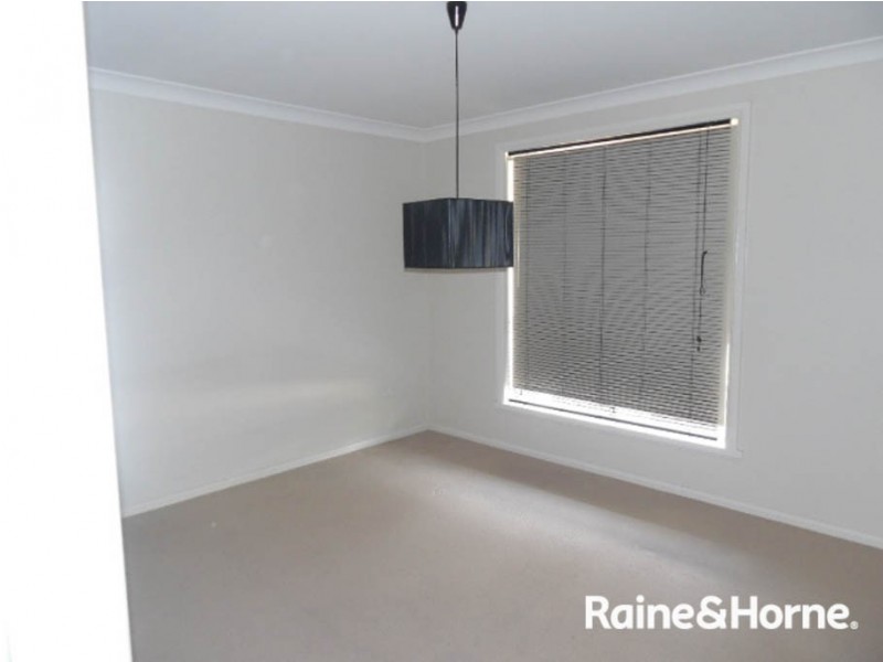 8a Blackman Crt, Kelso NSW 2795