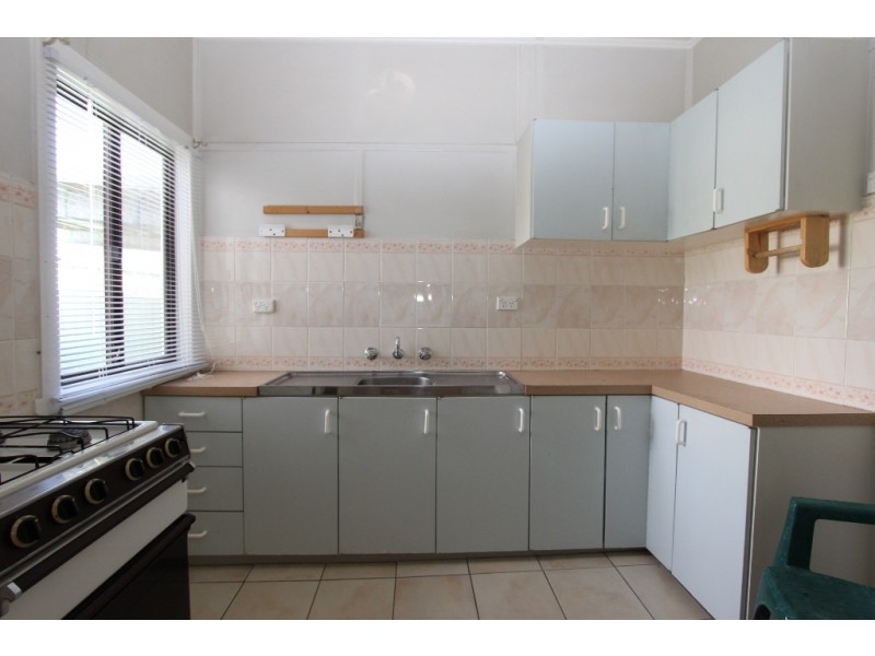 23 Monty Walk, West Bathurst NSW 2795