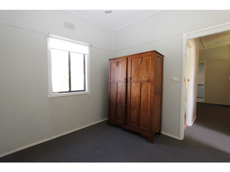 23 Monty Walk, West Bathurst NSW 2795
