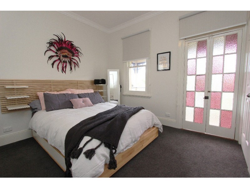 132 Keppel Street, Bathurst NSW 2795