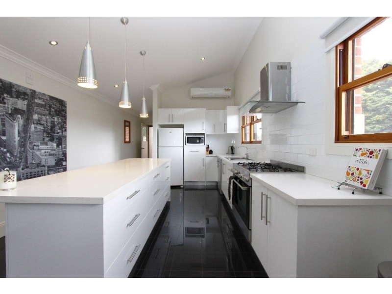 132 Keppel Street, Bathurst NSW 2795