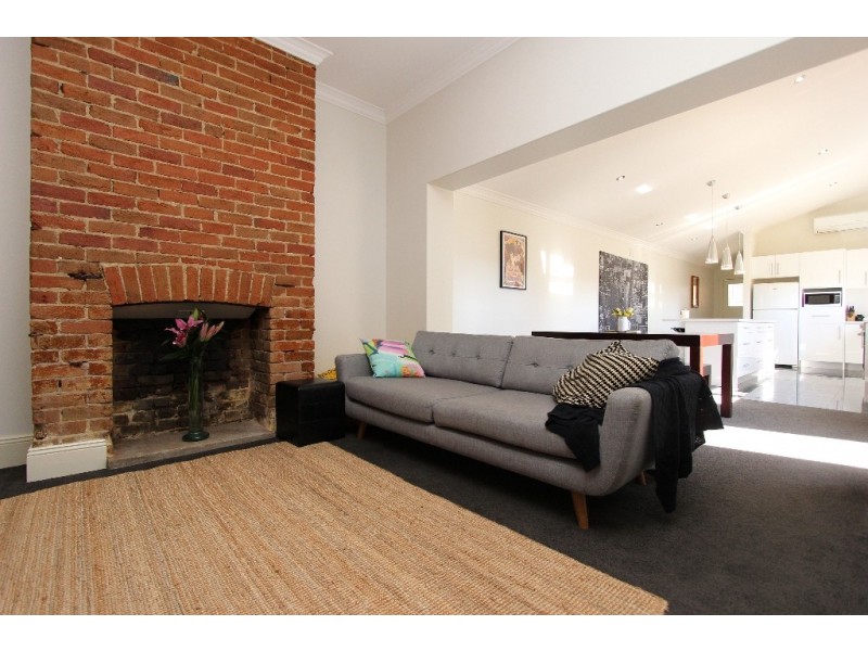132 Keppel Street, Bathurst NSW 2795