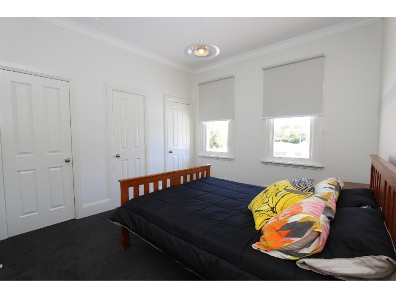 132 Keppel Street, Bathurst NSW 2795