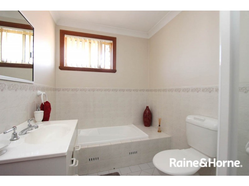 7/221 Lambert Street, Bathurst NSW 2795
