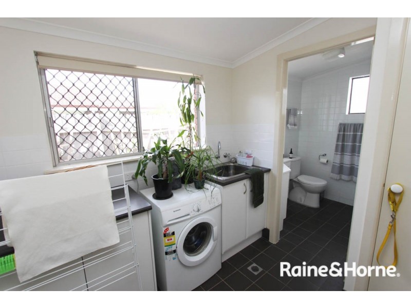 1/283a Piper St, Bathurst NSW 2795