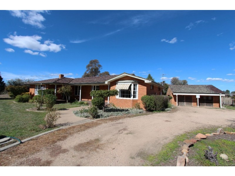 364 Limekilns Road, Kelso NSW 2795