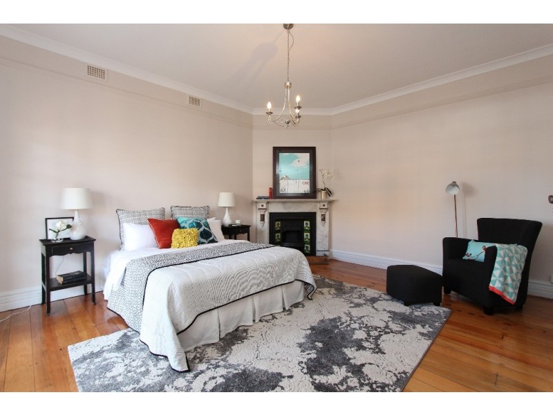 138 Russell Street, Bathurst NSW 2795