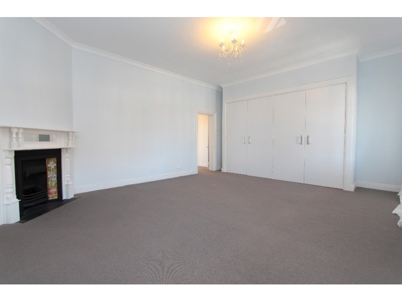 138 Russell Street, Bathurst NSW 2795