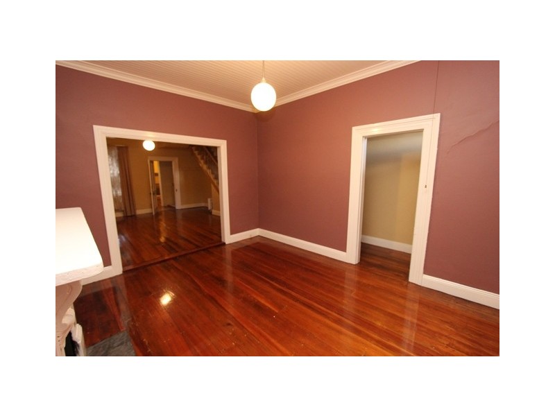 74 Piper Street, Bathurst NSW 2795