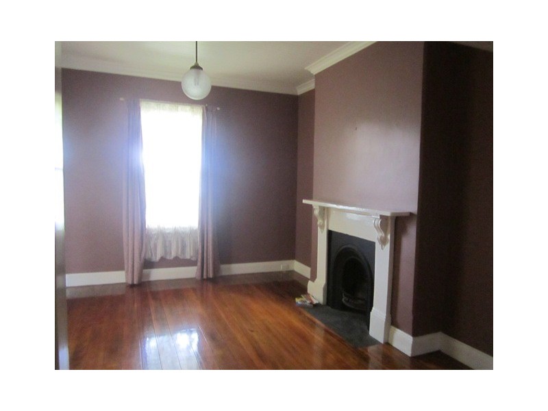 74 Piper Street, Bathurst NSW 2795