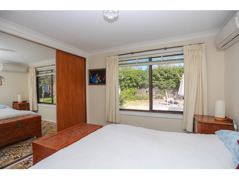 16 Northcott Drive, West Bathurst NSW 2795