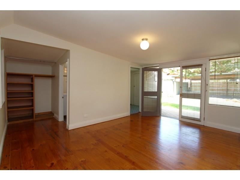 32 HENRY STREET, Bathurst NSW 2795