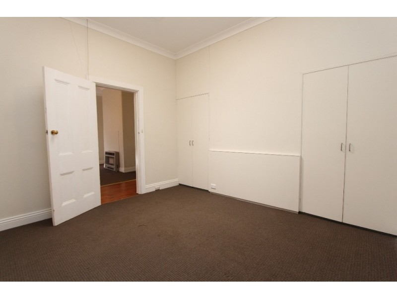 32 HENRY STREET, Bathurst NSW 2795