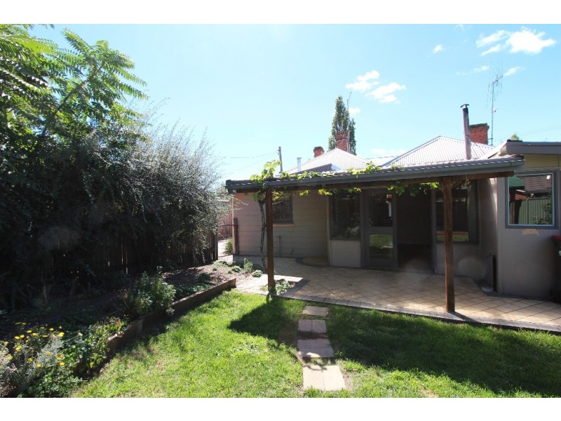 32 HENRY STREET, Bathurst NSW 2795