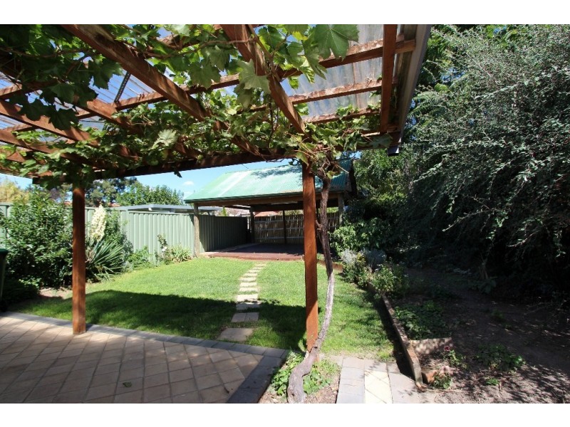 32 HENRY STREET, Bathurst NSW 2795