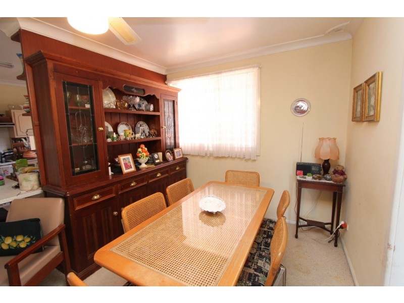 33 Isaacs Street, Bathurst NSW 2795