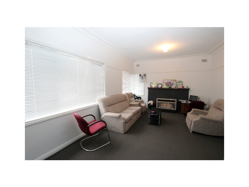 8 Daly Street, Bathurst NSW 2795