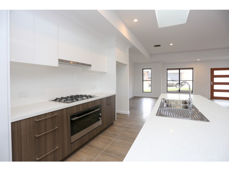 23 McGillan Drive, Kelso NSW 2795