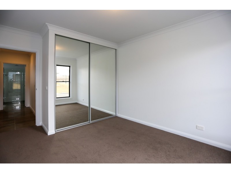 23 McGillan Drive, Kelso NSW 2795