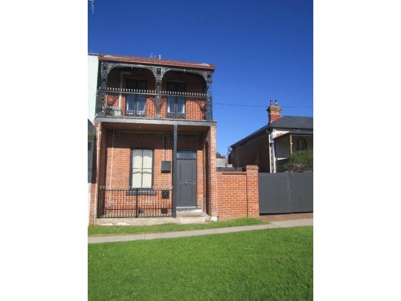 82 Russell Street, Bathurst NSW 2795