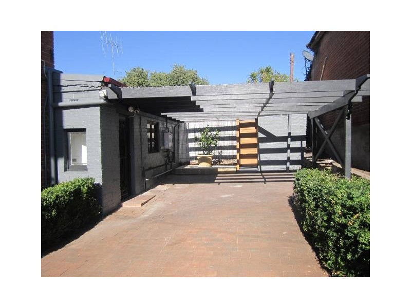 82 Russell Street, Bathurst NSW 2795