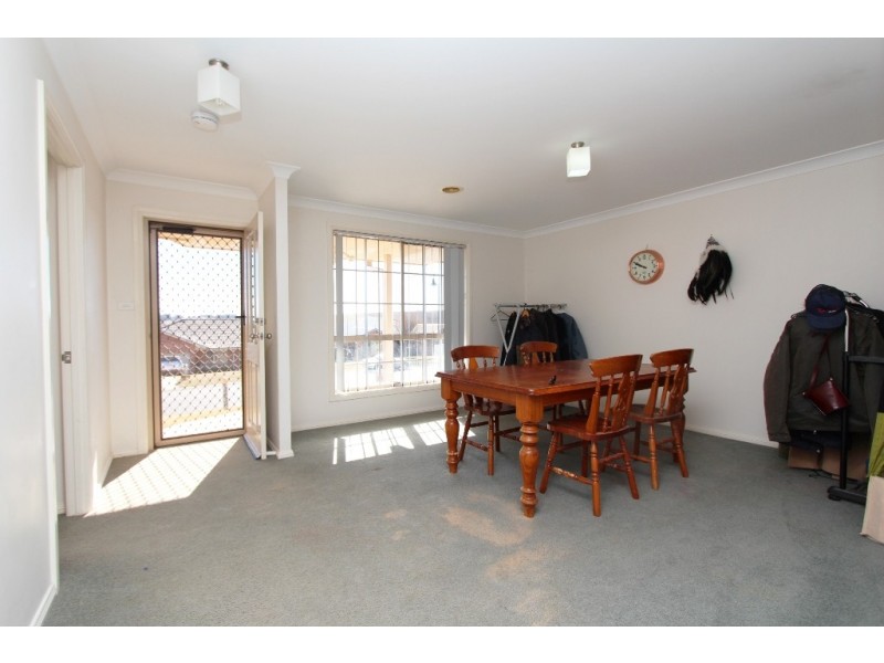 27 Sapphire Close, Kelso NSW 2795