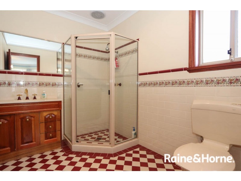 3 Beavis Place, Llanarth NSW 2795