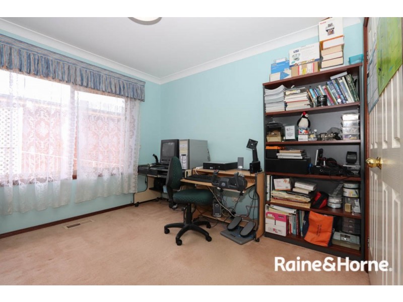 3 Beavis Place, Llanarth NSW 2795