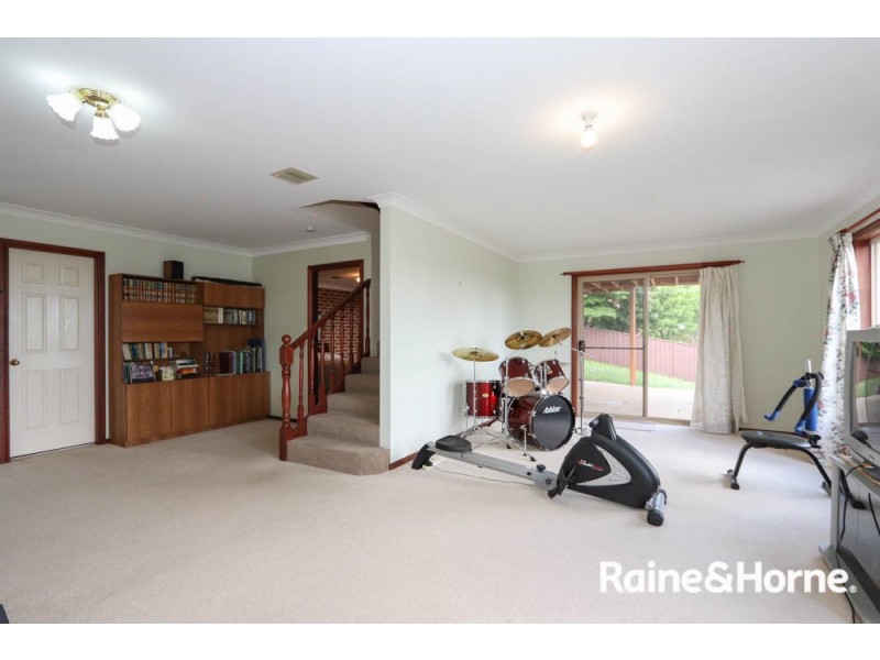 3 Beavis Place, Llanarth NSW 2795