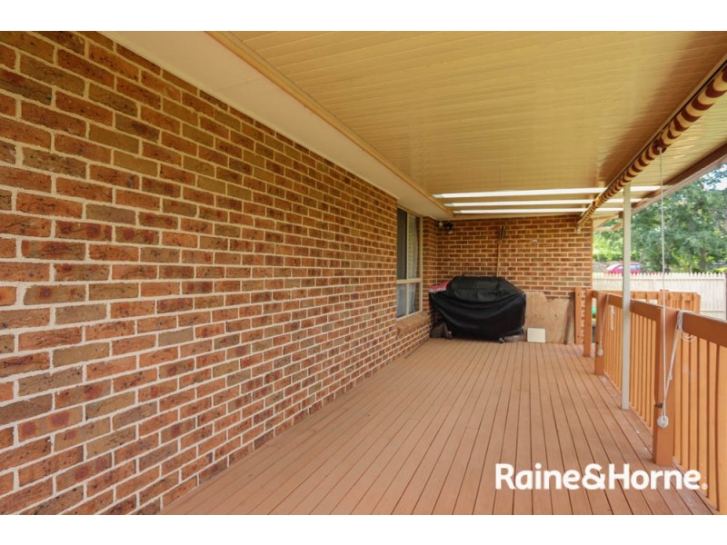 3 Beavis Place, Llanarth NSW 2795