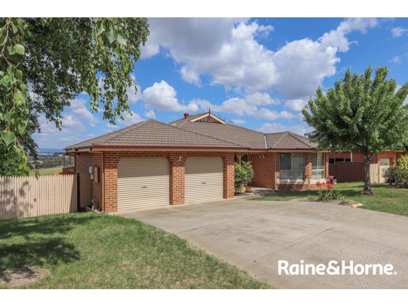 3 Beavis Place, Llanarth NSW 2795