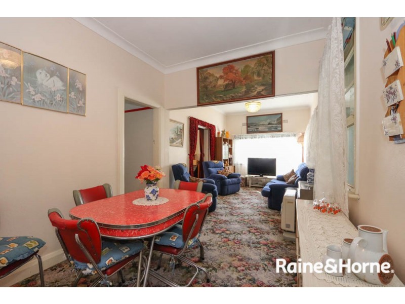40 Stewart Street, Bathurst NSW 2795