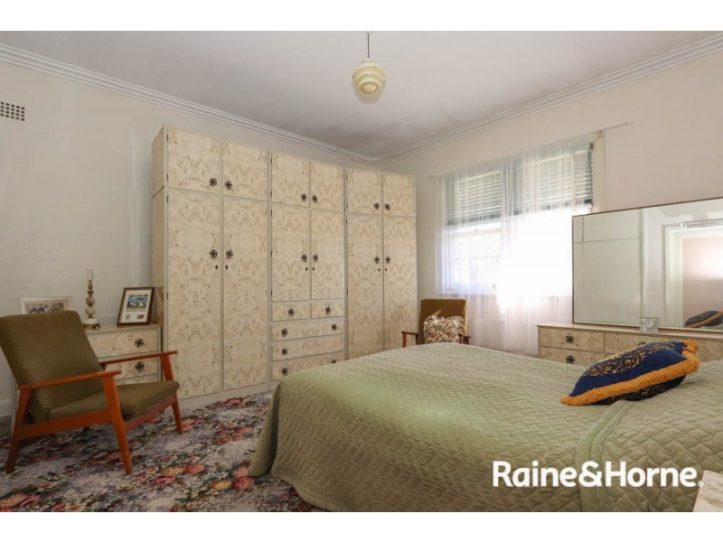 40 Stewart Street, Bathurst NSW 2795