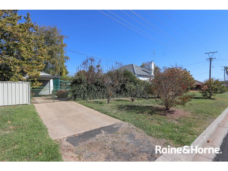 40 Stewart Street, Bathurst NSW 2795