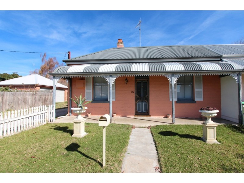 10 Henry Street, Bathurst NSW 2795