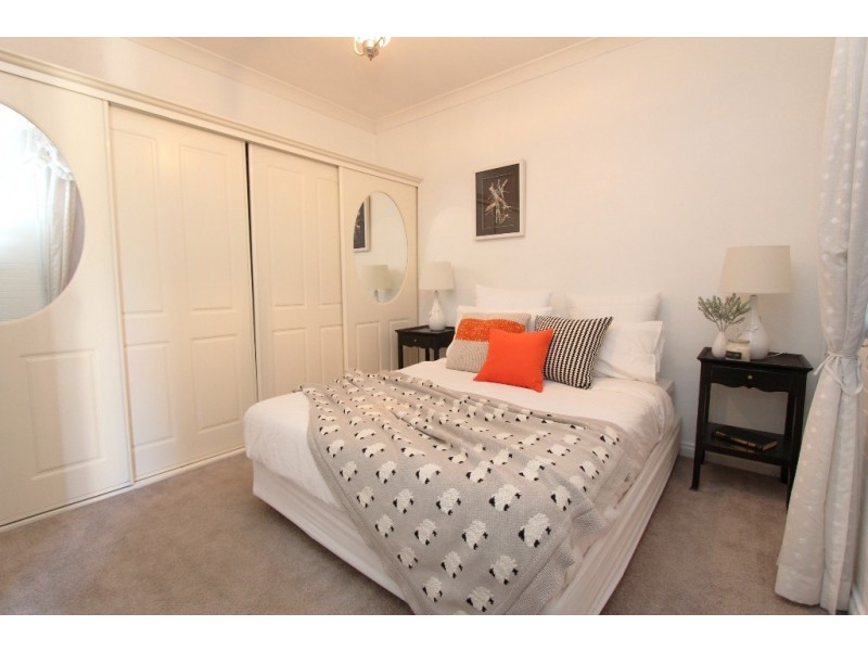 10 Henry Street, Bathurst NSW 2795