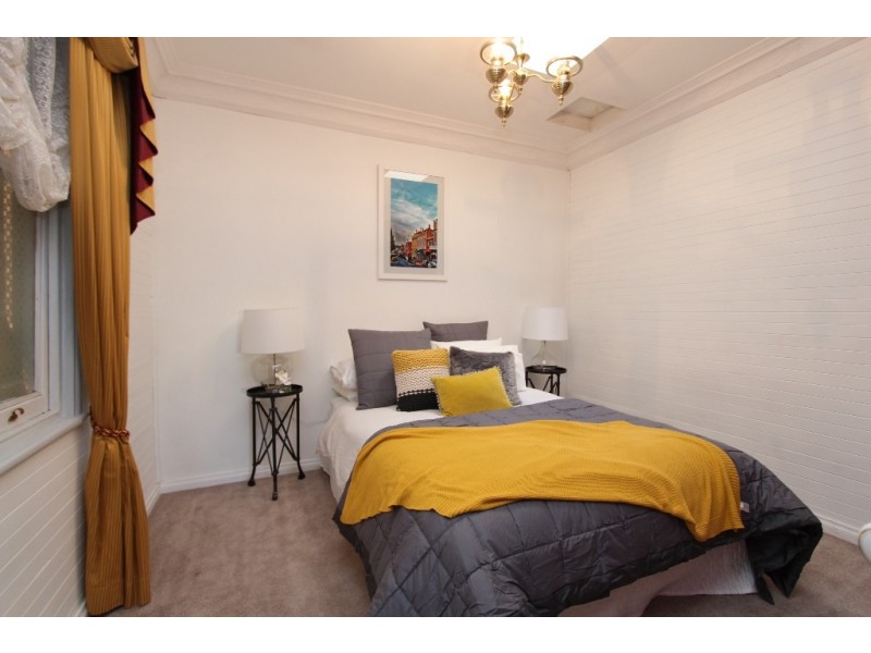 10 Henry Street, Bathurst NSW 2795