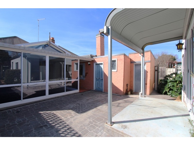 10 Henry Street, Bathurst NSW 2795