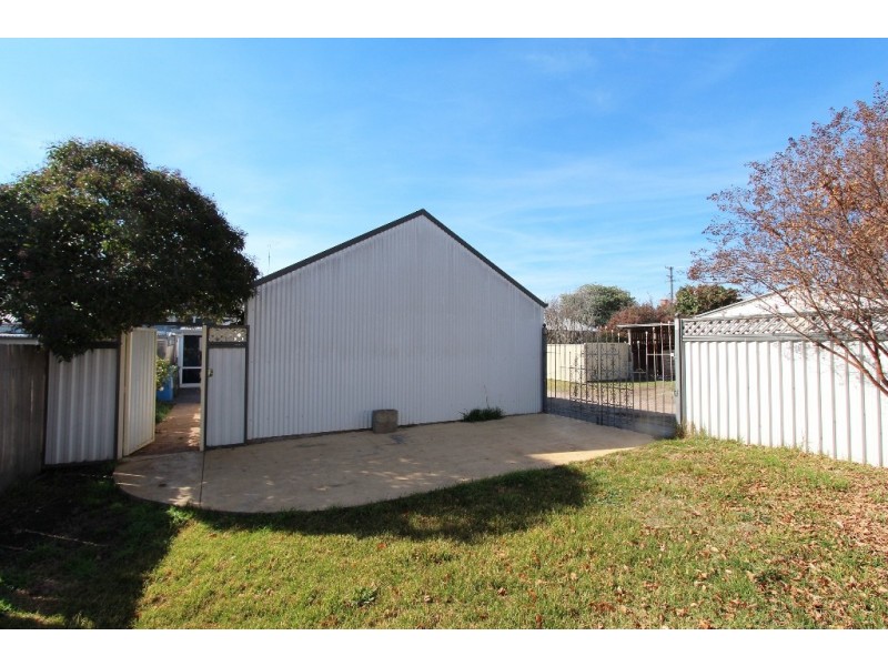 10 Henry Street, Bathurst NSW 2795
