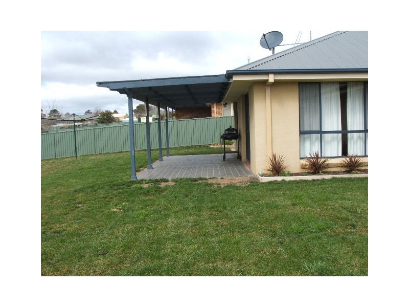 35 Hughes, Bathurst NSW 2795